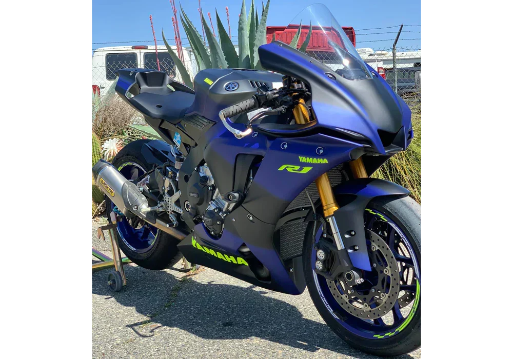 Tamco Paint Secret Silver in Yamaha YZF-R1
