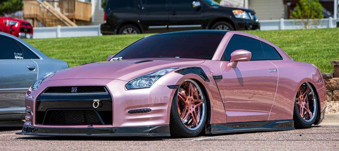 IPINK | AUSTIN BARTO | NISSAN GT-R