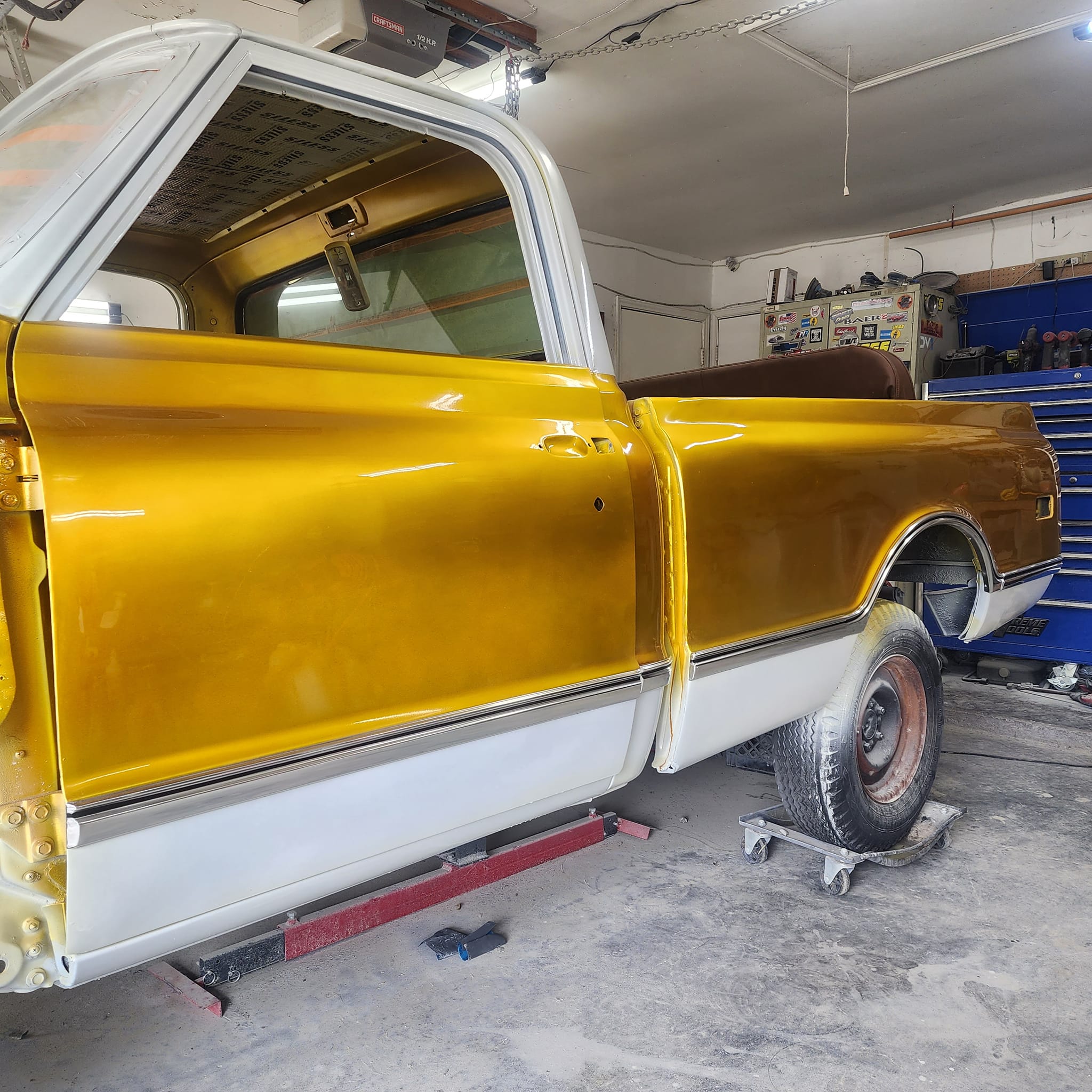 Tamco Paint Lemonade Candy Pearl in Chevrolet C10