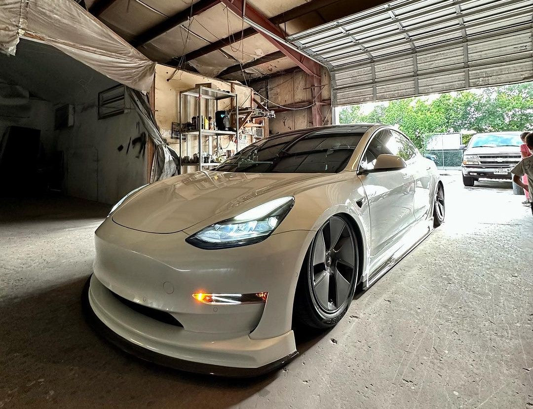 Tamco Paint HC2105 Extra Slow High Solids Clearcoat In Tesla Model 3