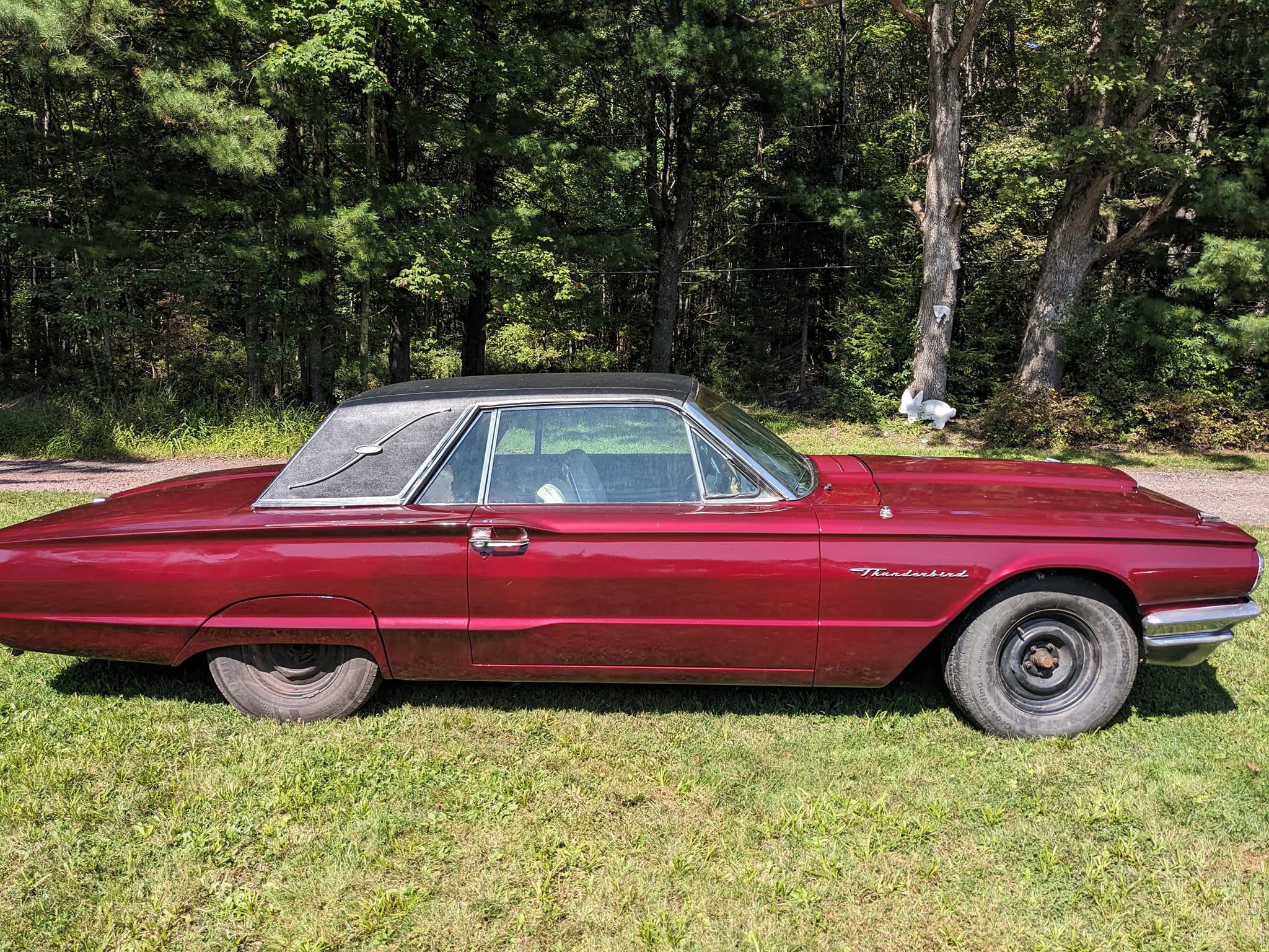 Tamco Paint Rock-It Red in 1966 Ford Thunderbird Town Landau