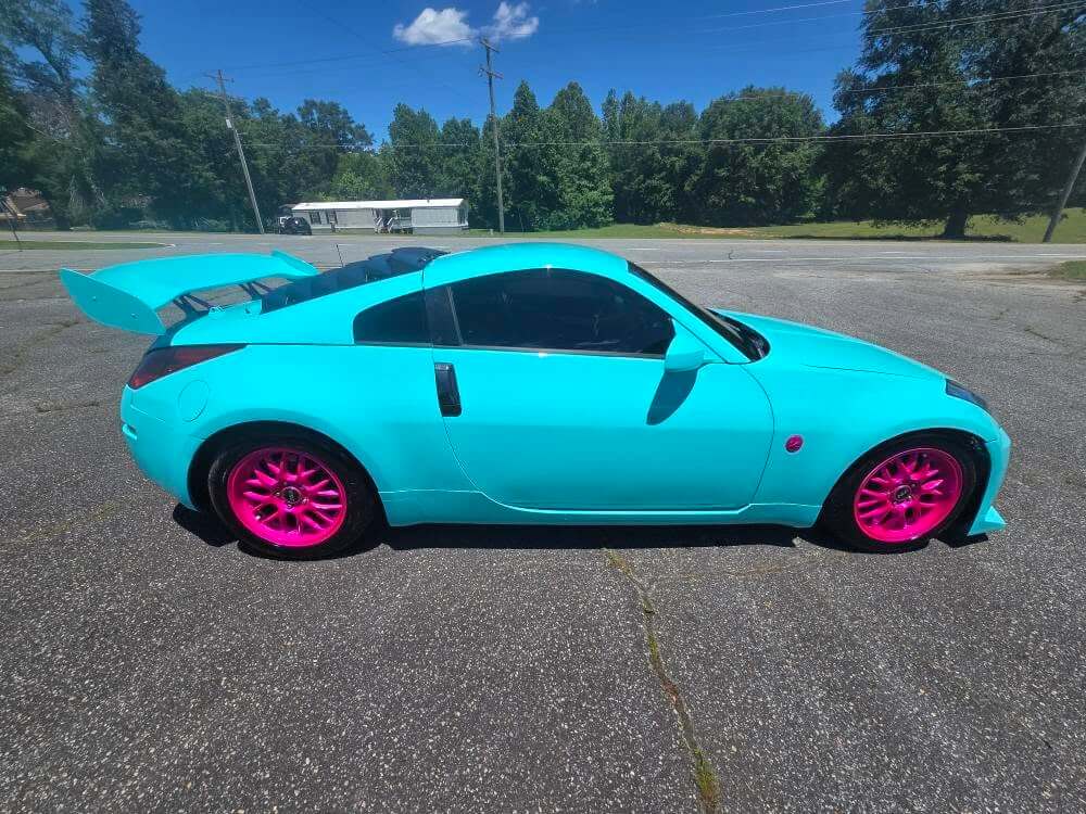 Tamco Paint Rockin' Robin in 2005 Nissan 350Z