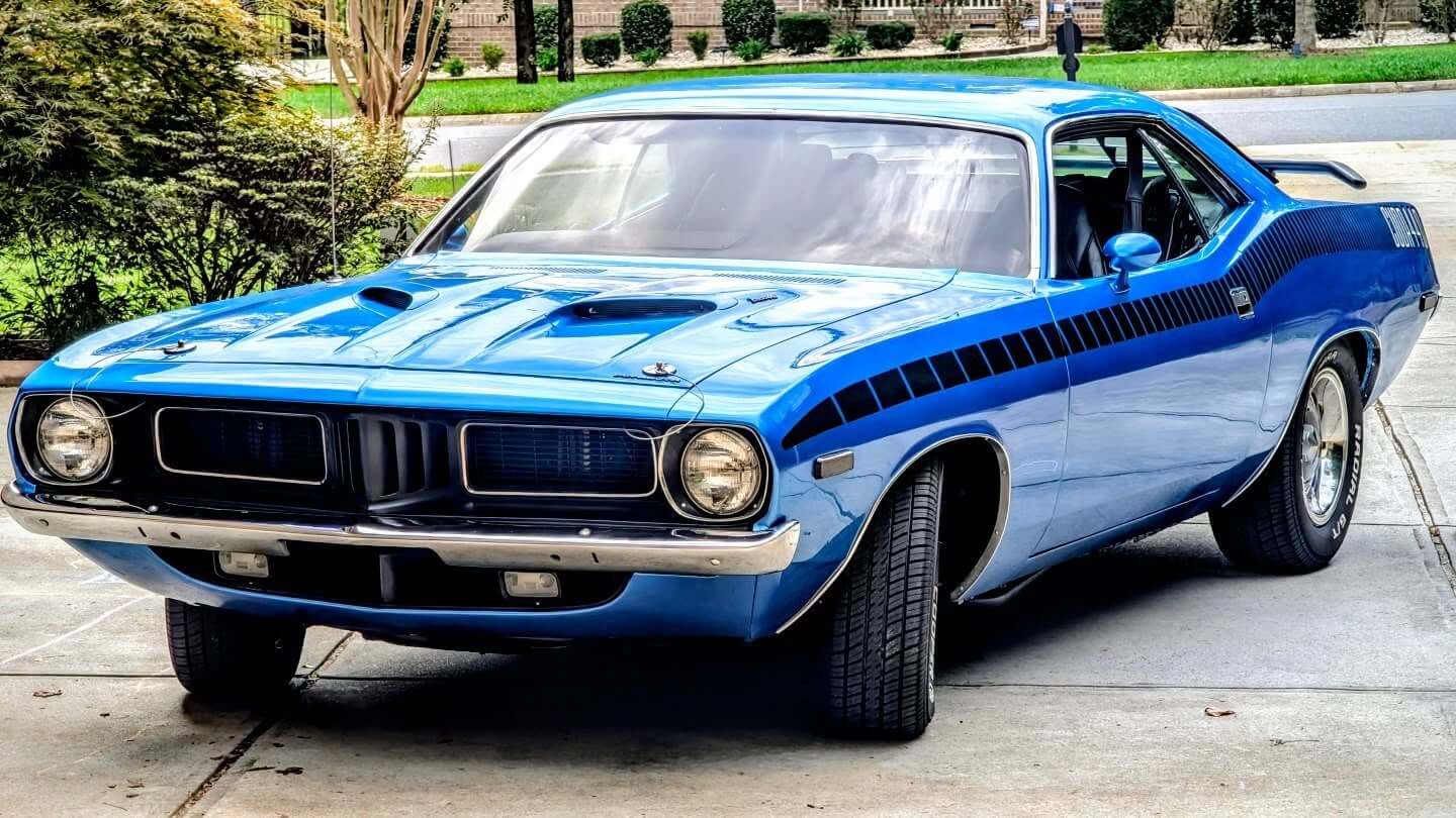 Tamco Paint Chrysler Surf Blue Metallic in 1973 Plymouth Barracuda