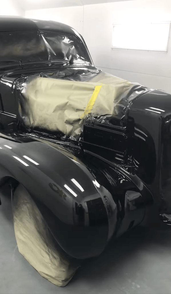 HB9900 JET BLACK | RALEIGH CARPENTER | 1937 CADILLAC LASALLE