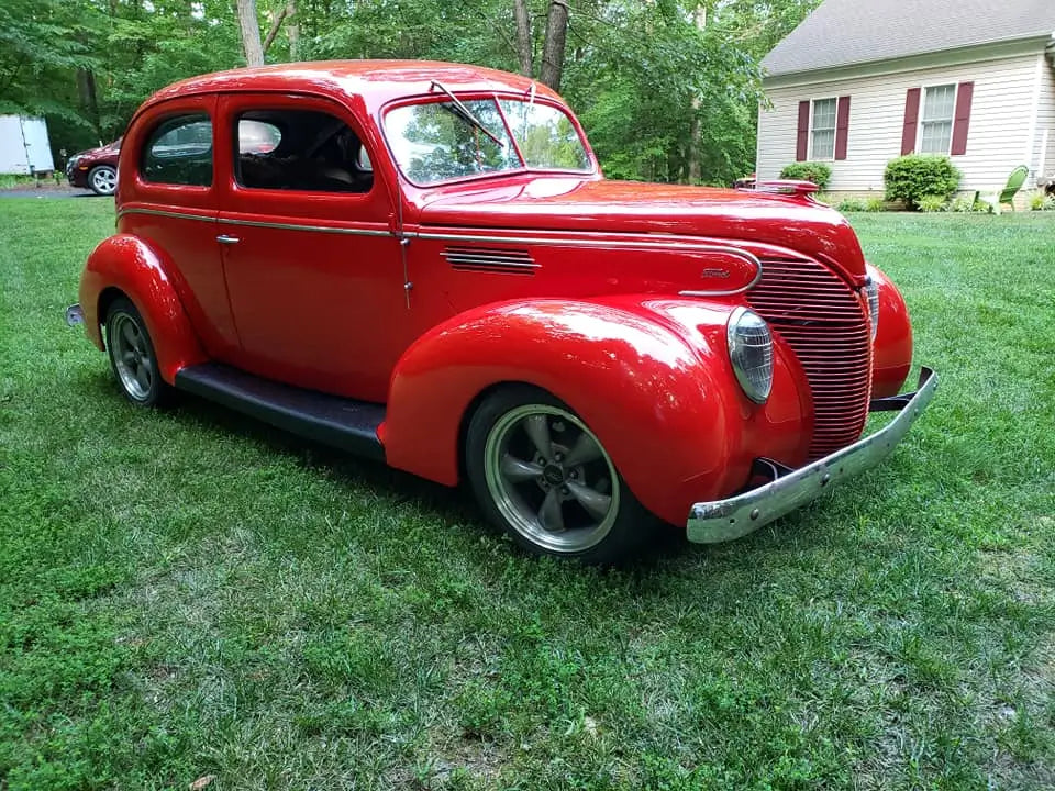Tamco Paint Basecoat Factory Packs (HB9902 Bright Red) on 1939 Ford Tudor