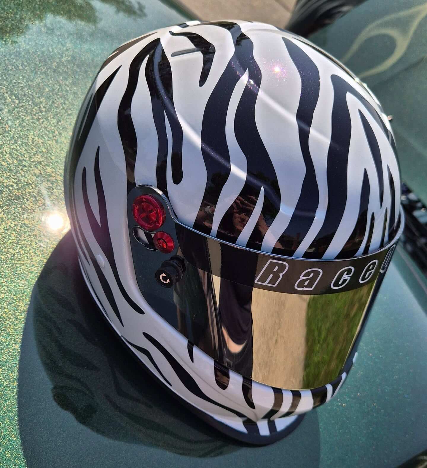 Tamco Paint HC1100 Overall Clearcoat Kit on Motorycle Helmet