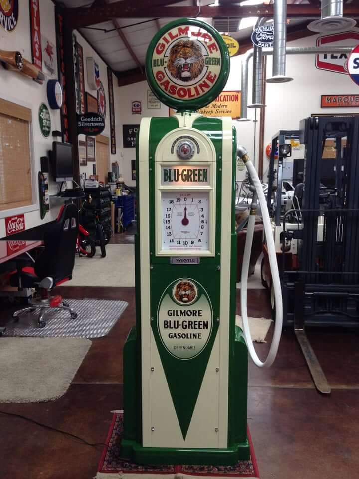 Tamco Paint HC4100 Glamour Clearcoat Kit on Vintage Gas Pump