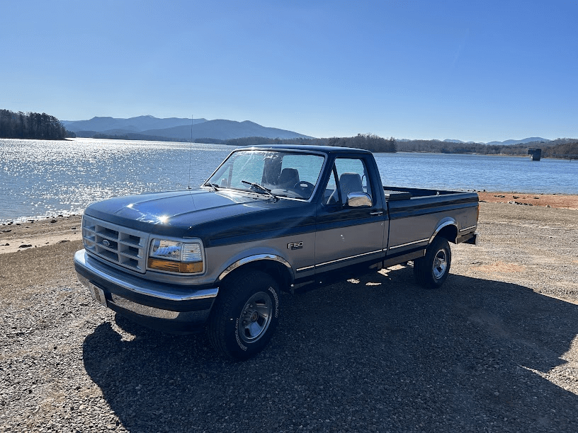 Ford Medium Royal Blue Pearl Car