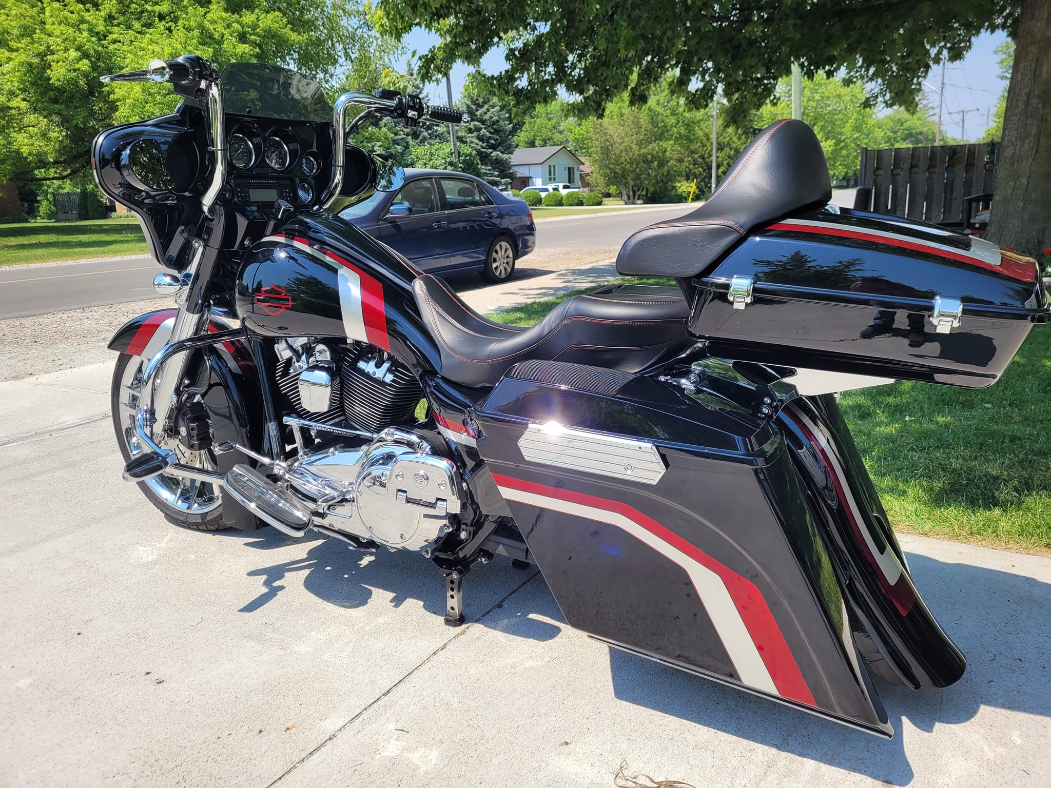 Tamco Paint Harley Davidson
Murdered Out Black