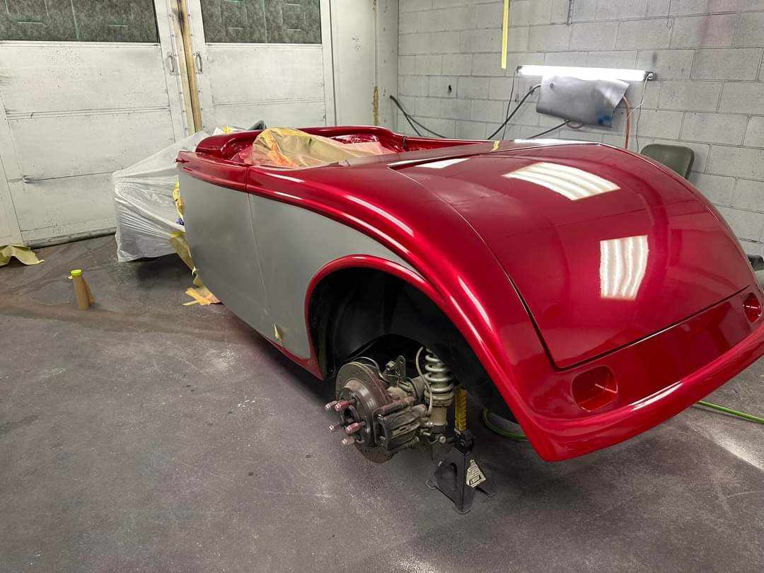 Tamco Paint 1943 Ford Roadster Blood Diamond