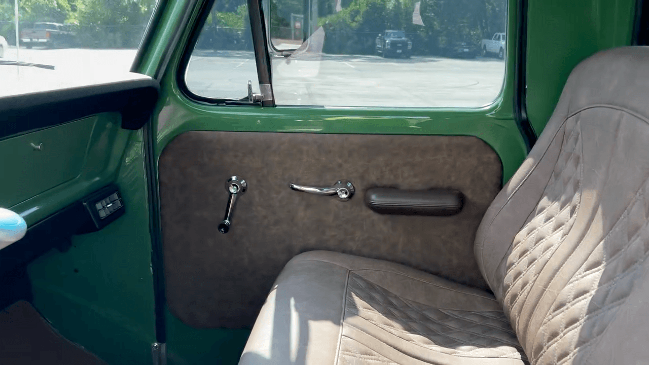 Tamco Paint Ford Boxwood Green Basecoat in 1967 Ford F250