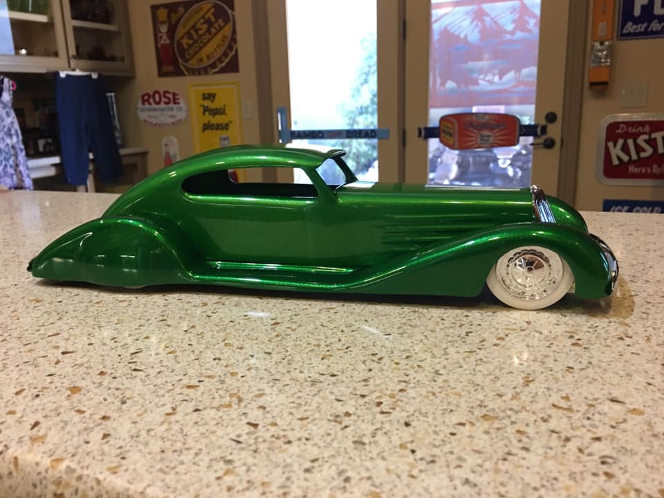 Tamco Paint Shamrock Green in Custom Toy Car