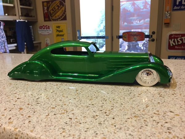 Tamco Paint Shamrock Green in Custom Toy Car