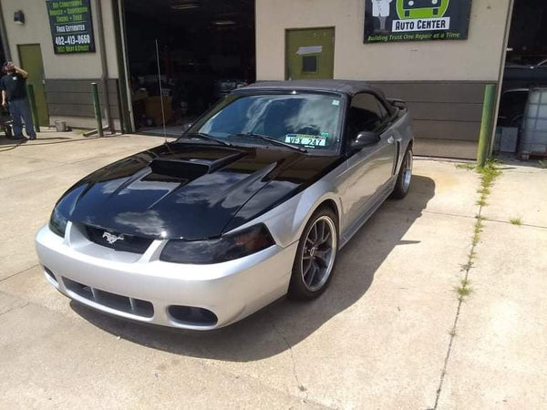 Tamco Paint Ford Ingot Silver Metallic in 2004 Ford Mustang SVT Cobra