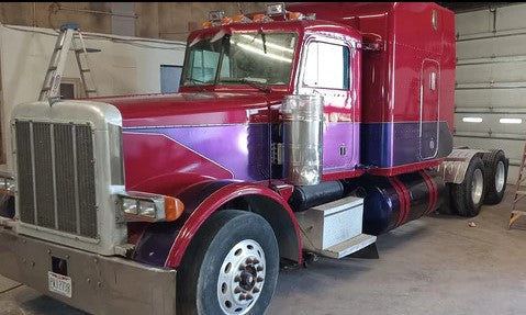 Tamco Paint Rock-It-Red in 2007 Peterbilt 379