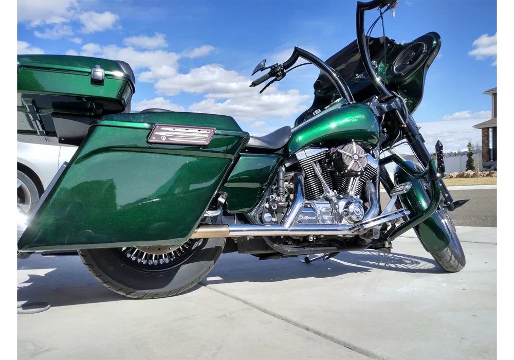 Tamco Paint Hustlin - Candy Pearl Basecoat in Harley-Davidson Street Glide