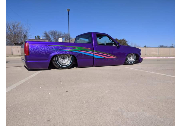 Tamco Paint Purple Pop Pearl in 1998 Chevrolet C/K Series Pick Up Truck