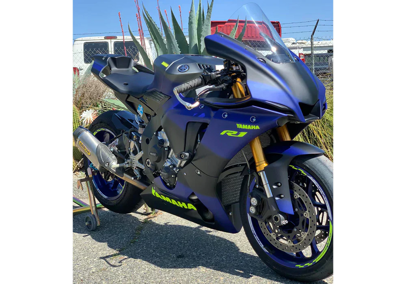 Tamco Paint Secret Silver in Yamaha YZF-R1
