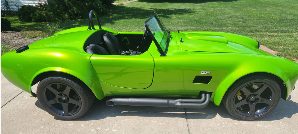 Tamco Paint Sublime Green in Shelby Cobra