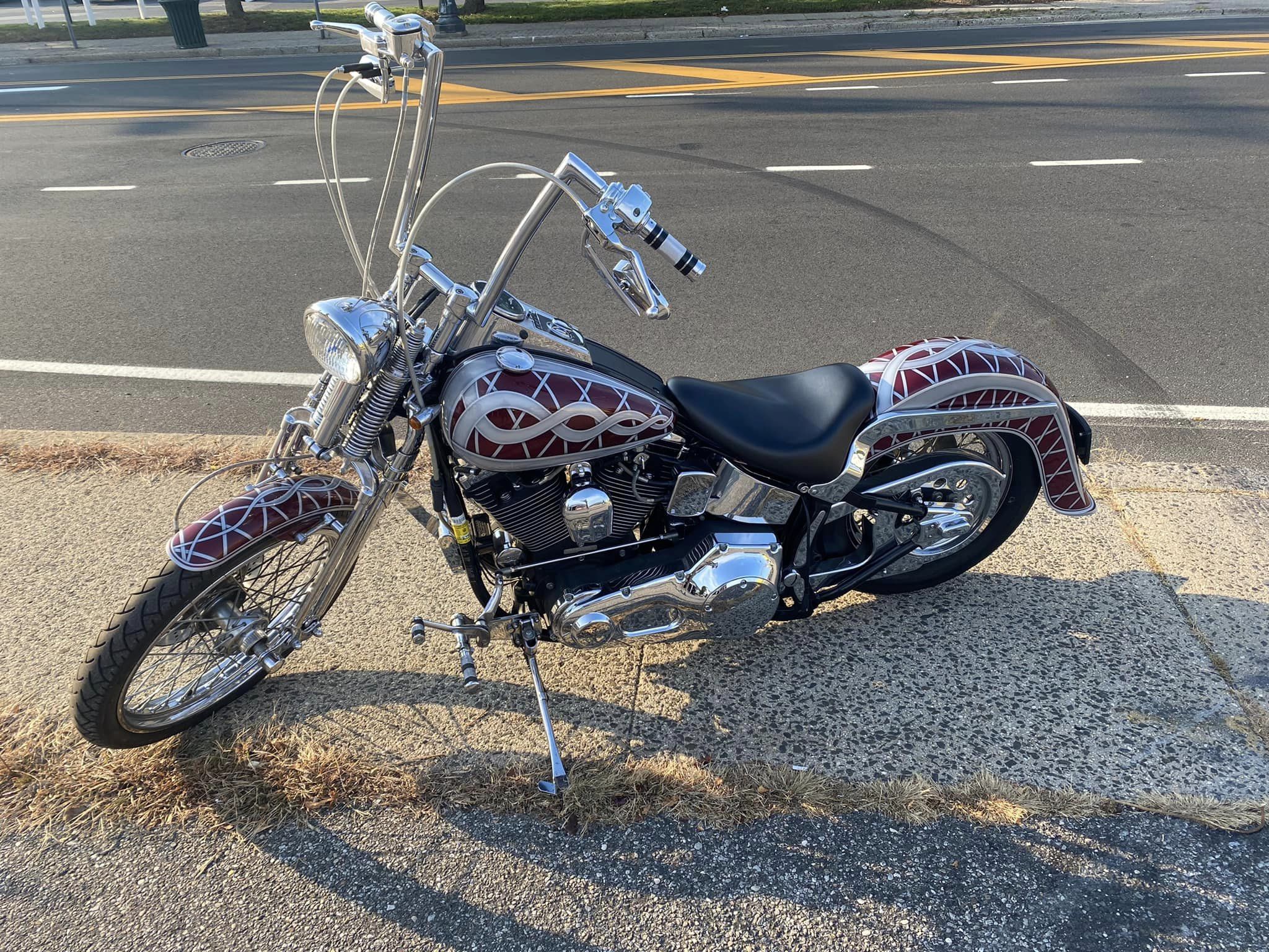 Tamco Paint HC2104 High Solids Clearcoat in Harley-Davidson Softail