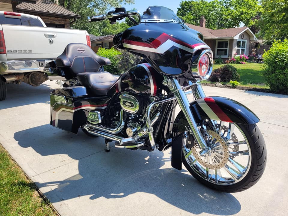 Tamco Paint Murdered Out Black in 2019 Harley-Davidson CVO Street Glide
