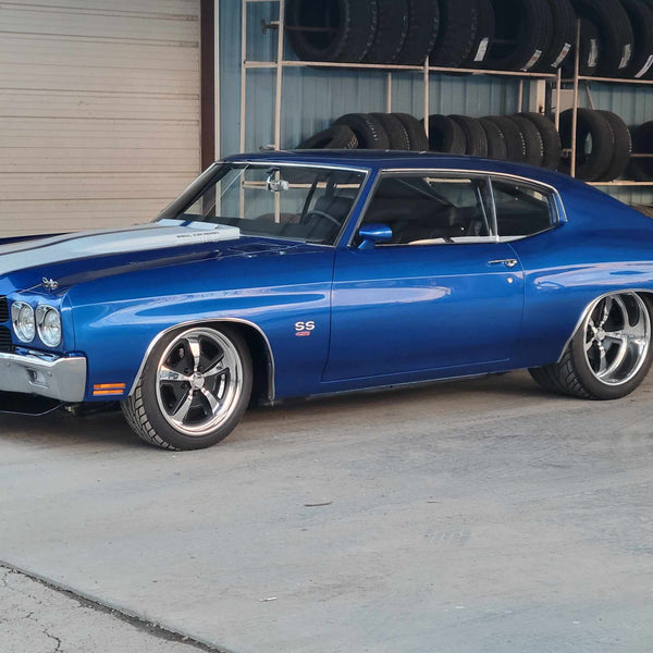 Tamco Paint Blazin Blue in 1970 Chevrolet Chevelle