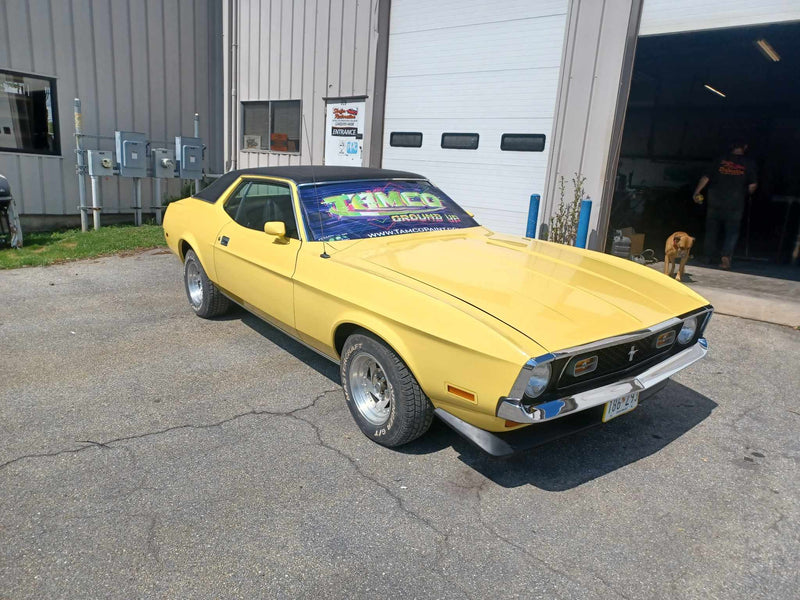 Tamco Paint Ford Medium Bright Yellow in 1972 Ford Mustang