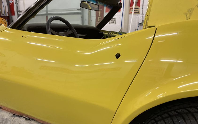 Tamco Paint Chevrolet Bright Yellow in 1976 Chevrolet Corvette