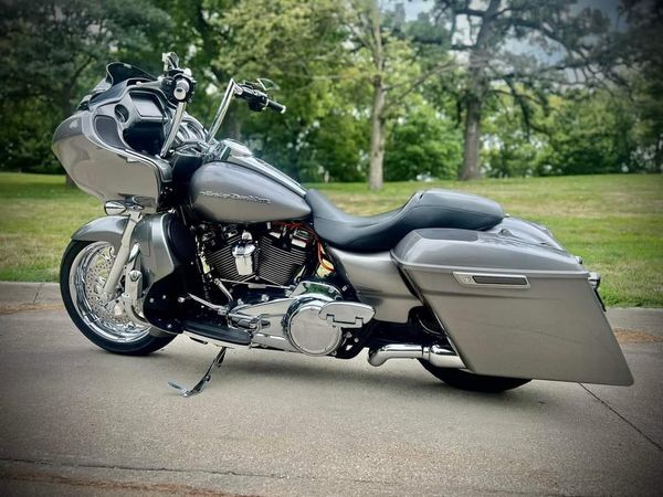 Tamco Paint HC4100 Glamour Clearcoat Kit in Harley-Davidson Road Glide