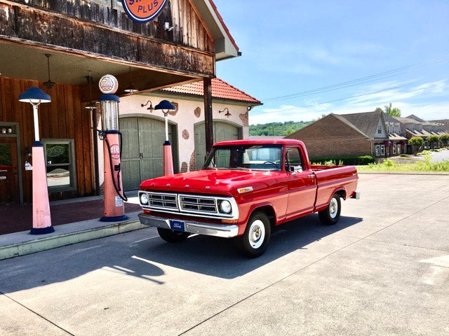 Tamco Paint Ford Candy Apple Red in 1972 Ford F100