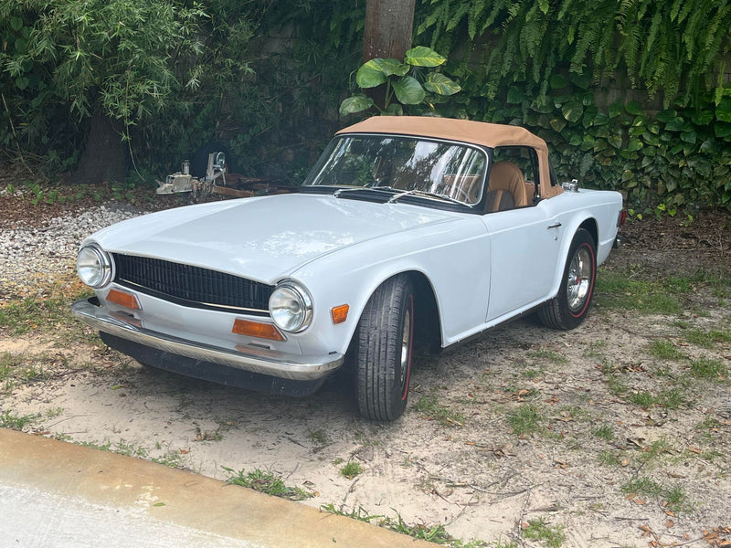 Tamco Paint GM Olympic White in Triumph TR6