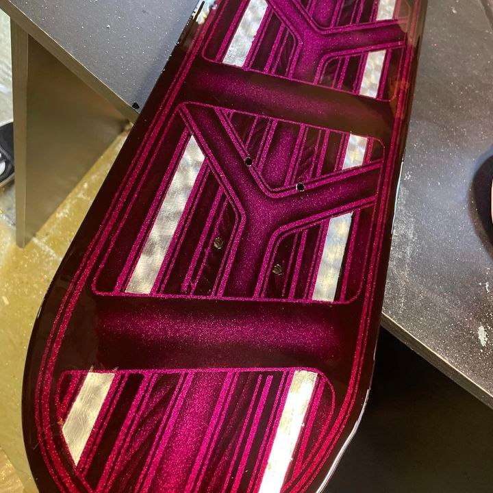 Tamco Paint Punk Rock Pink Candy Concentrate in Skateboard