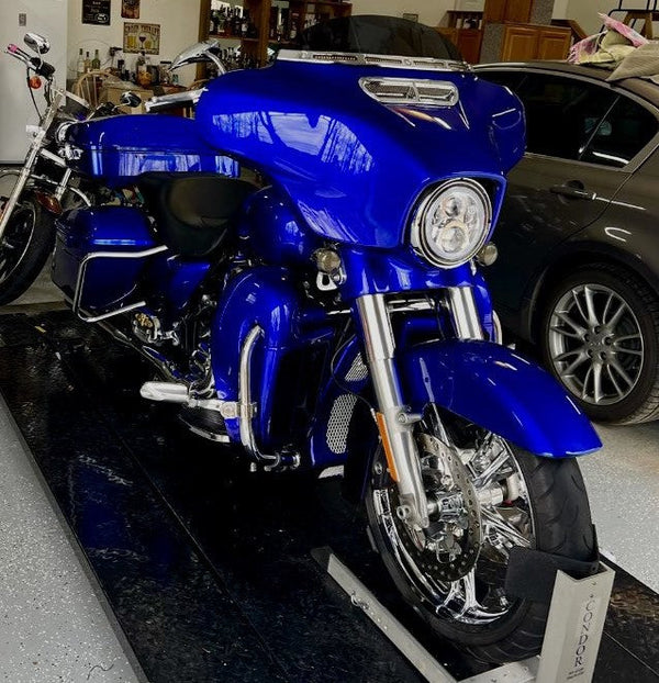 Tamco Paint SoCal Blue Candy in 2023 Harley Davidson Street Glide