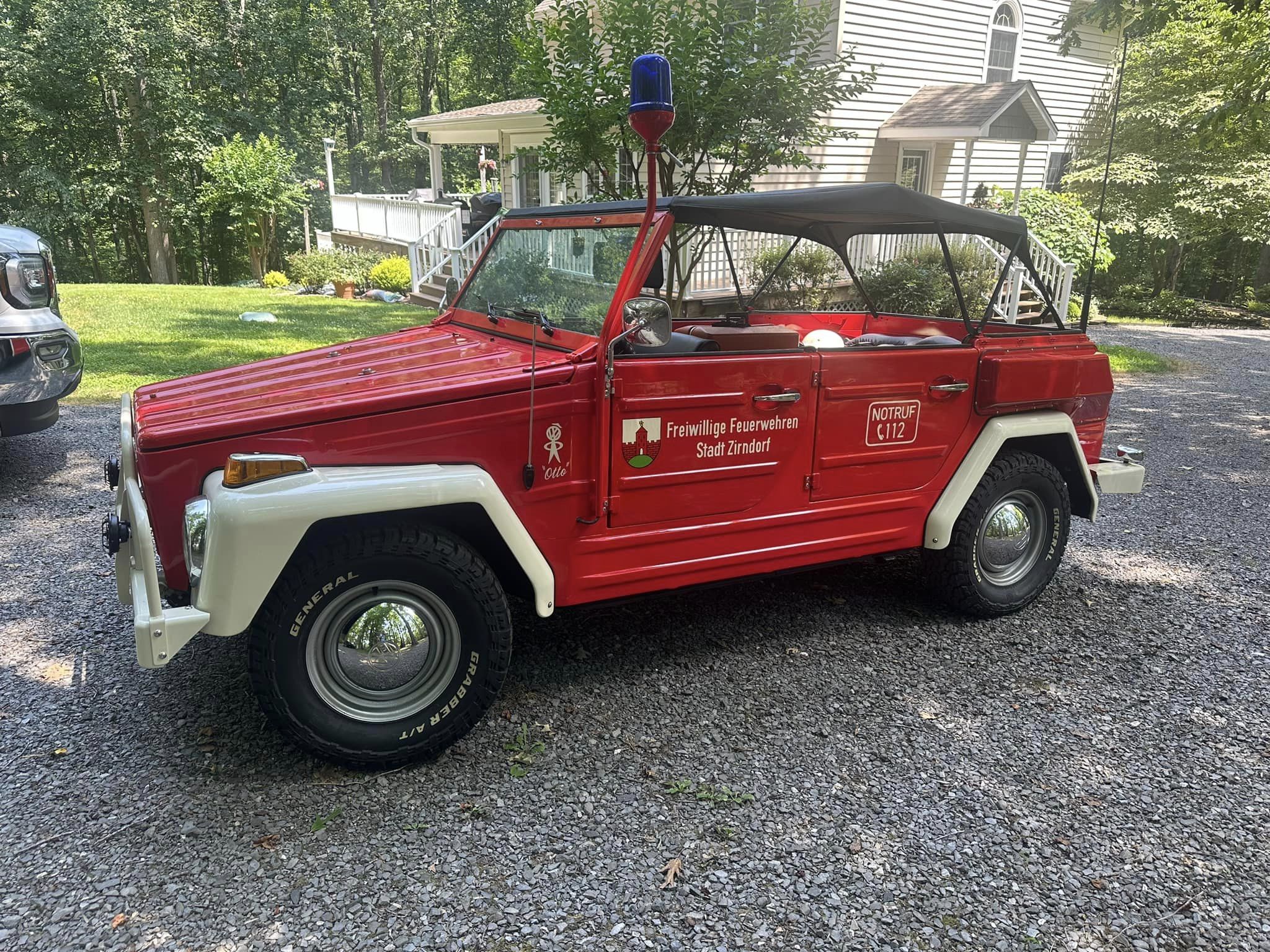Tamco Paint Volkswagen Engine Red in Volkswagen Type 181