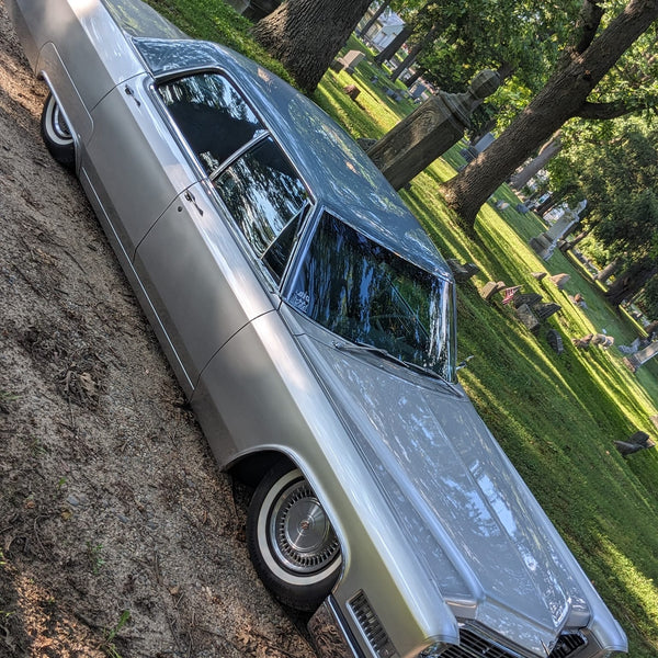 1965年製silver toneシルバートーン1448Amp in Case SLICK SILVER METALLIC | JAMES THOMPSON | 1965 CADILLAC FLEETWOOD SIXTY