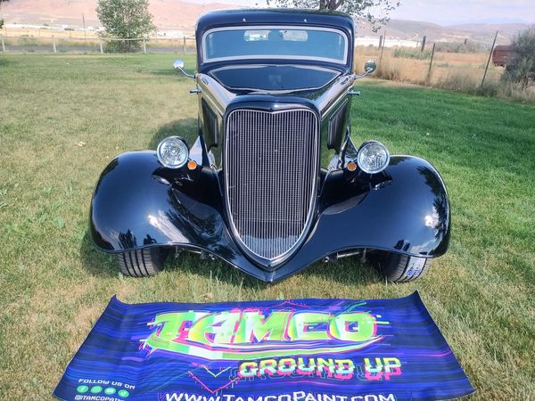 Tamco Paint Murdered Black 2.0 in 1934 Ford Tudor