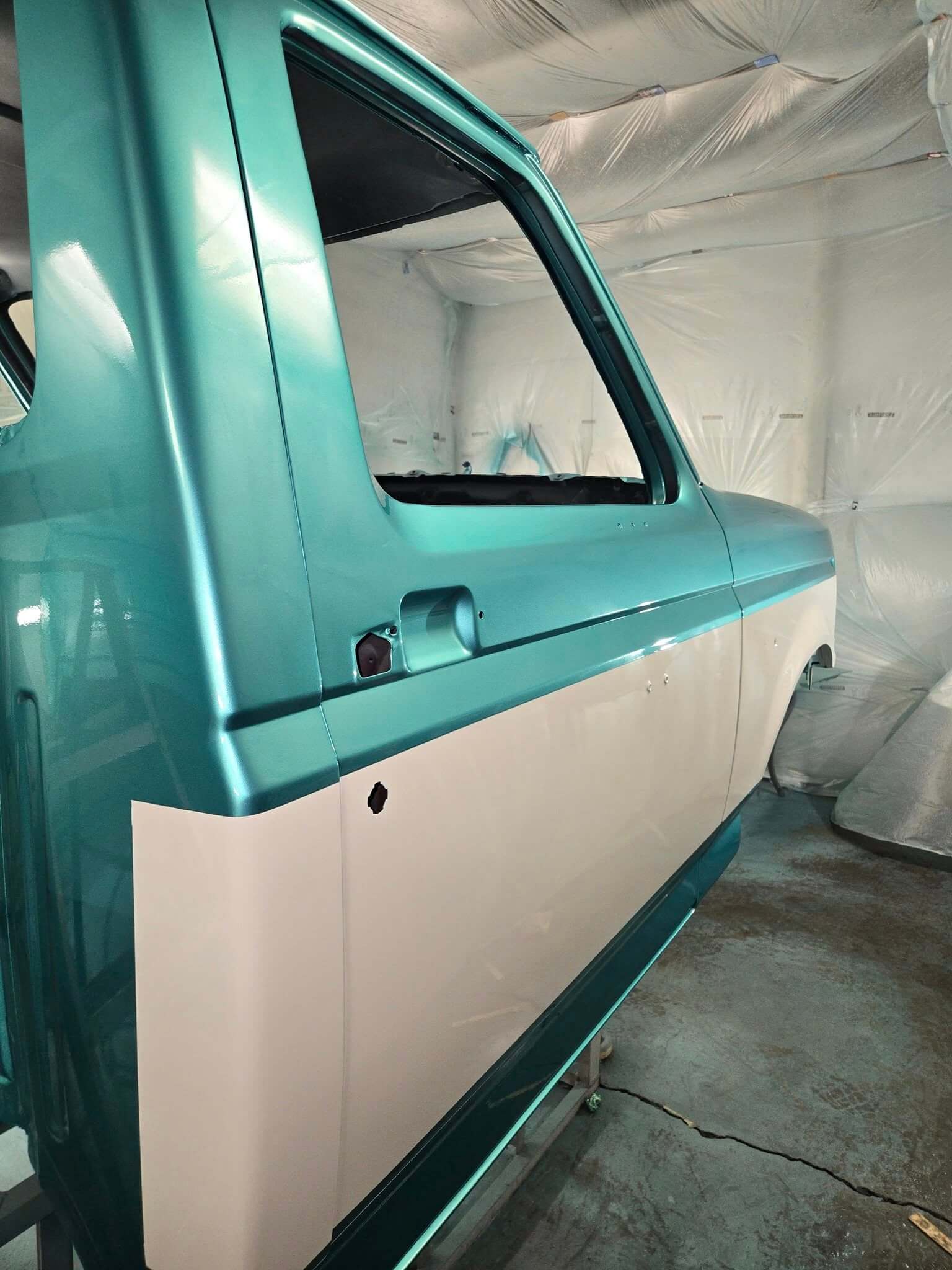 HC4100 GLAMOUR CLEARCOAT | DUSTIN BRADLEY | CAR PARTS