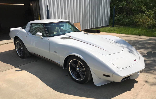 Tamco Paint GM Olympic White in 1973 Chevrolet Corvette