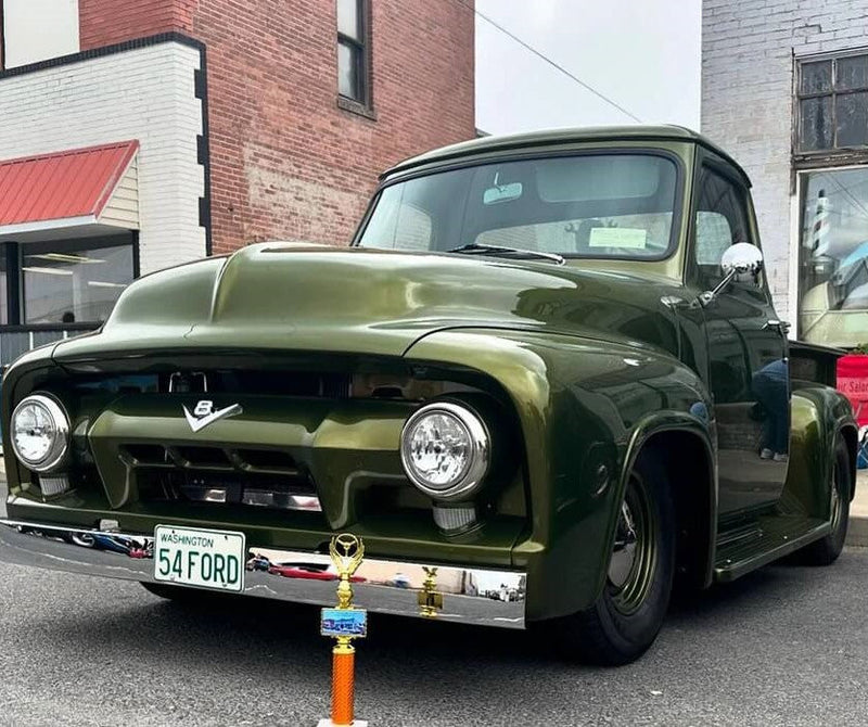 Tamco Paint Yuengling Green in 1954 Ford F-100