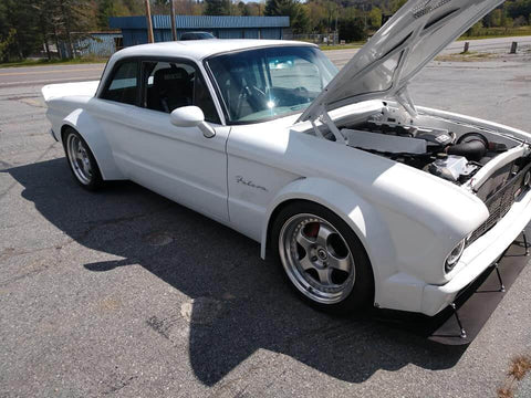 Tamco Paint Blizzard of Ozz White Pearl in Ford Falcon