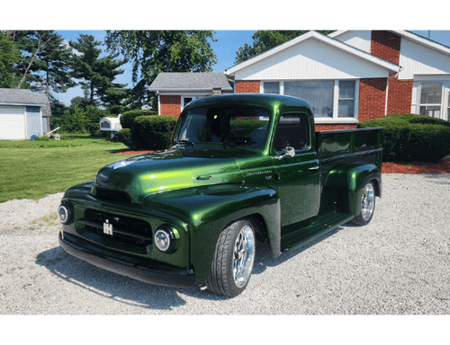 EMERALD CITY CANDY PEARL BASECOAT | TY BRANSON | 1955 INTERNATIONAL R1