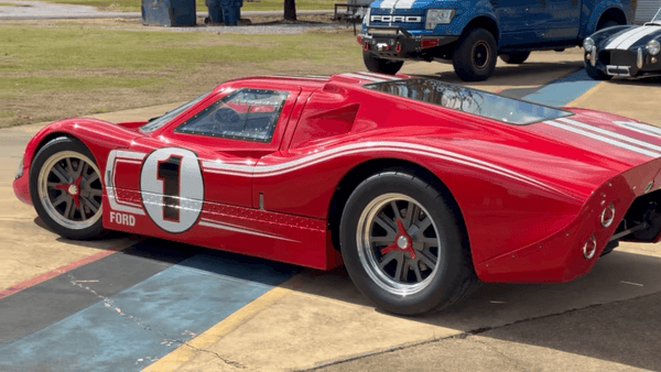 Tamco Paint Ford Rangoon Red on 1967 Ford GT40 Mark IV