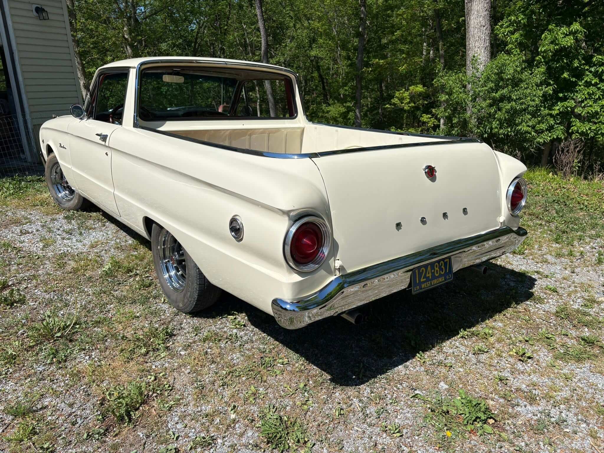 Tamco Paint Ford Wimbledon White on 1963 Ford Ranchero