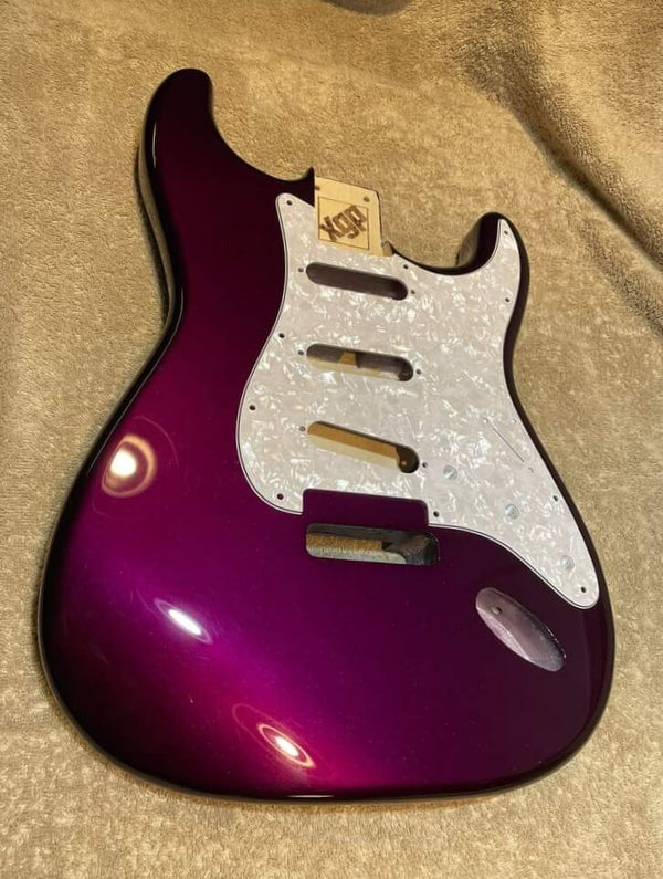 Tamco Paint Grapeness Candy Concentrate in Guitar
