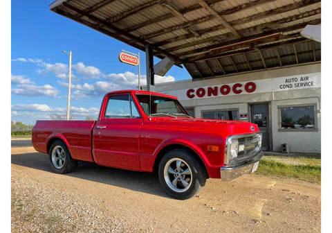 Tamco Paint HB9902 Bright Red Basecoat in 1969 Chevy C-10V