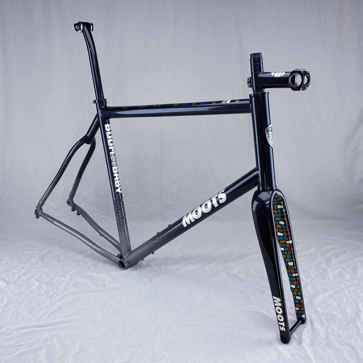 Tamco Paint HC2104 High Solids Clearcoat on Bespoke Moots Routt RSL
