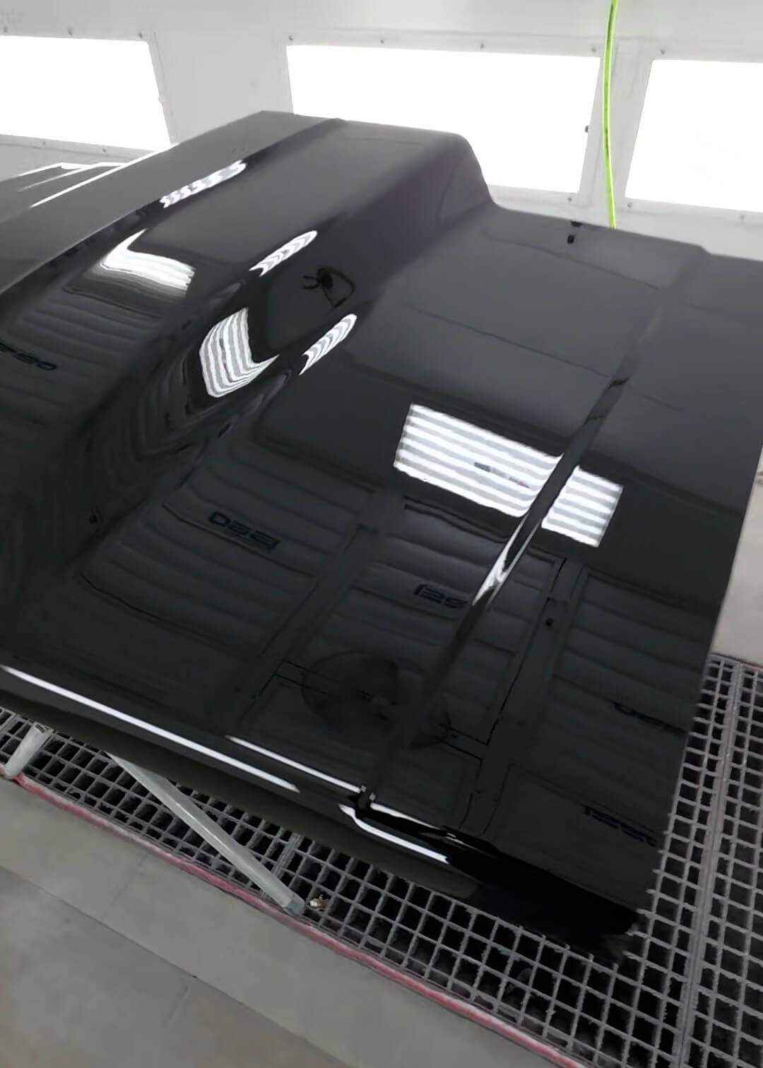 Tamco Paint HC2104 High Solids Clearcoat on Car Hood