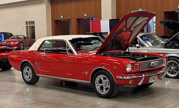 Tamco Paint Ford Race Red in 1966 Ford Mustang