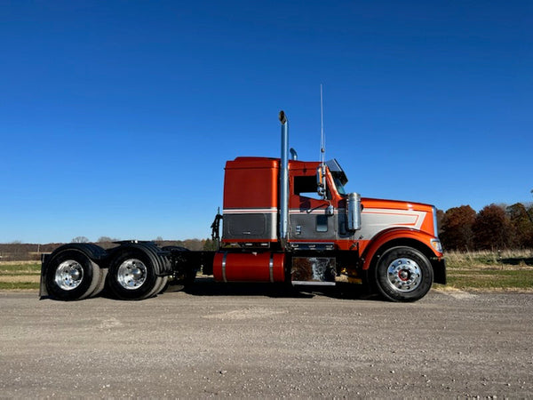 Tamco Paint Tiger Orange in 2000 International 9900I