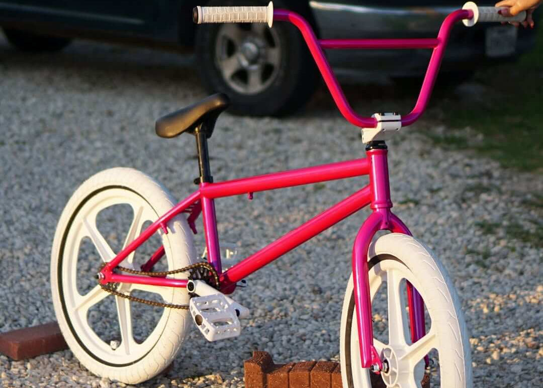 LIPSTICK | JOHNNY VASQUEZ | BIKE